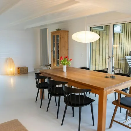 Summer House By The Sea With Nordic Style * Føllenslev