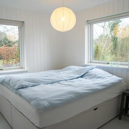 Summer House By The Sea With Nordic Style * Føllenslev